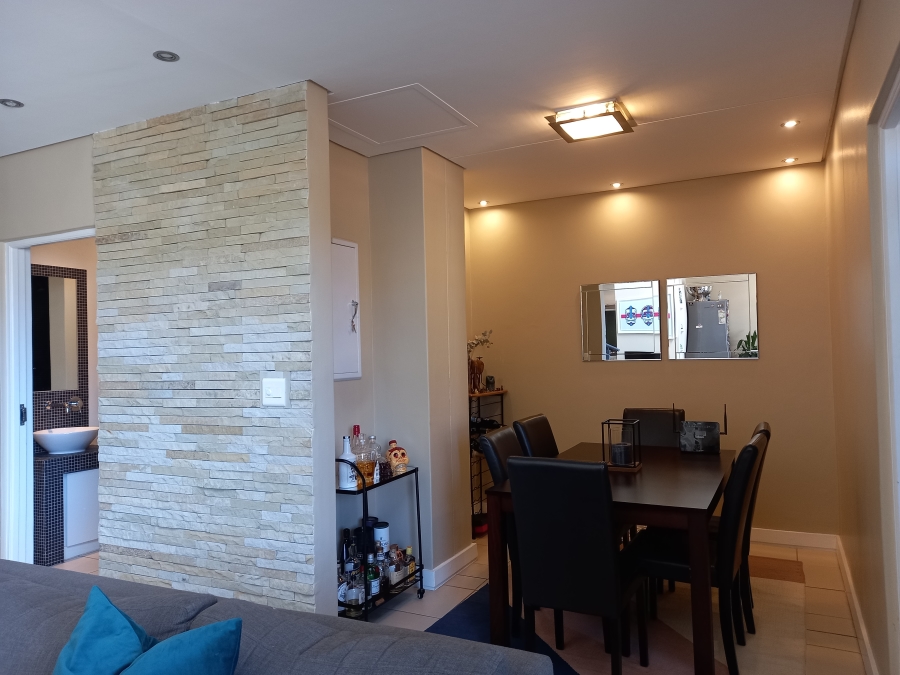 To Let 2 Bedroom Property for Rent in Cape Town City Centre Western Cape